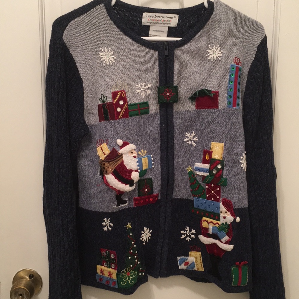 Tiara International Christmas Collection sweater